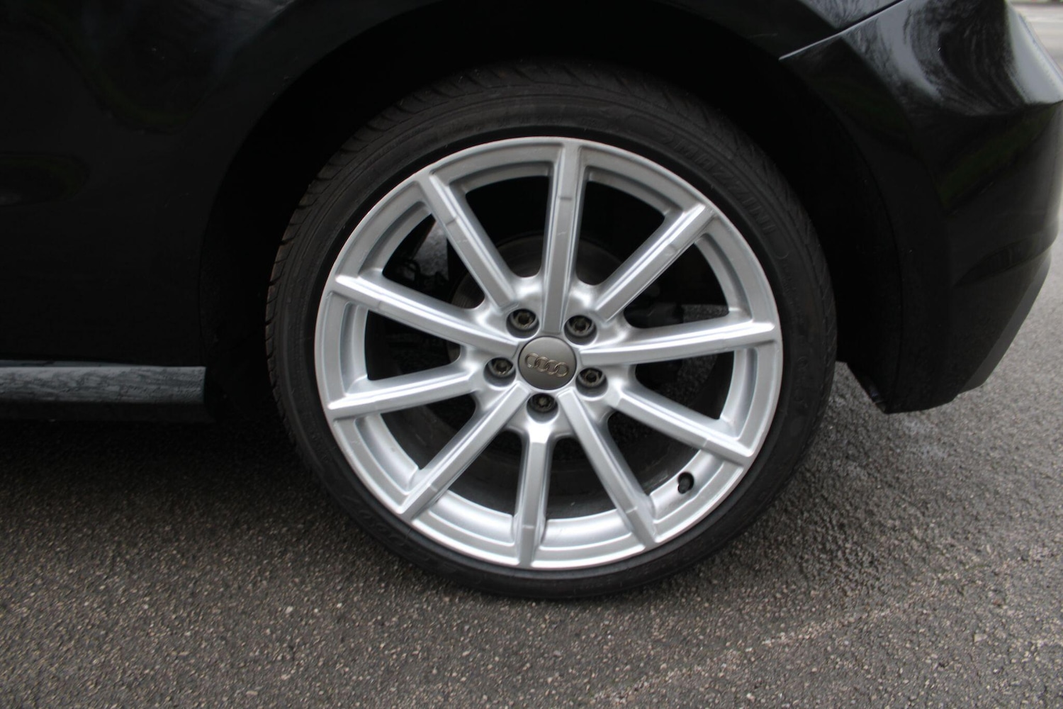 Used Audi A1 2015 for sale - 77040026: Photo 26