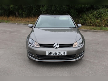 Used Volkswagen Golf 2017 for sale - 79033859: Photo