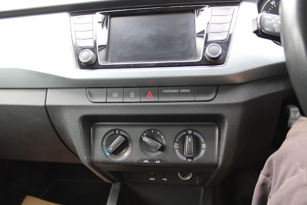 Used Skoda Fabia 2018 for sale - 75677760: Photo 23