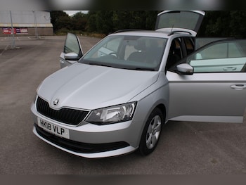 Used Skoda Fabia 2018 for sale - 75677760: Photo