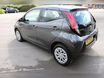 Used Toyota AYGO 2021 for sale - 79680791: Photo