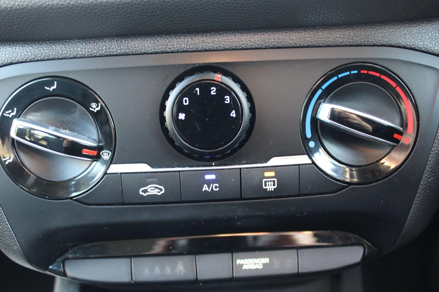 Used Hyundai i20 2017 for sale - 77029487: Photo 13