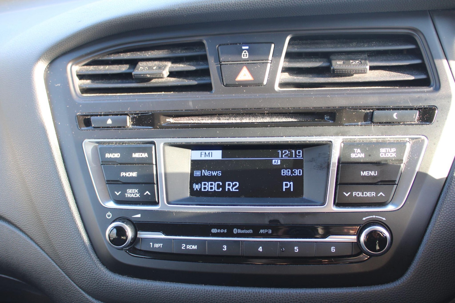 Used Hyundai i20 2017 for sale - 77029487: Photo 29