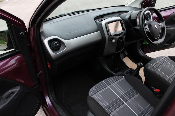Used Peugeot 108 2016 for sale - 76246498: Photo 14