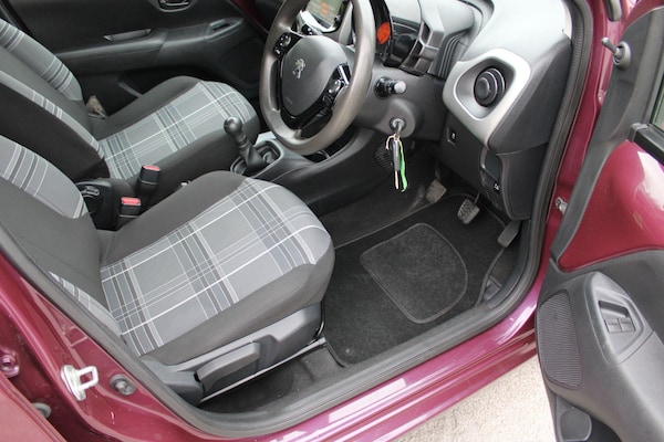 Used Peugeot 108 2016 for sale - 76246498: Photo 17