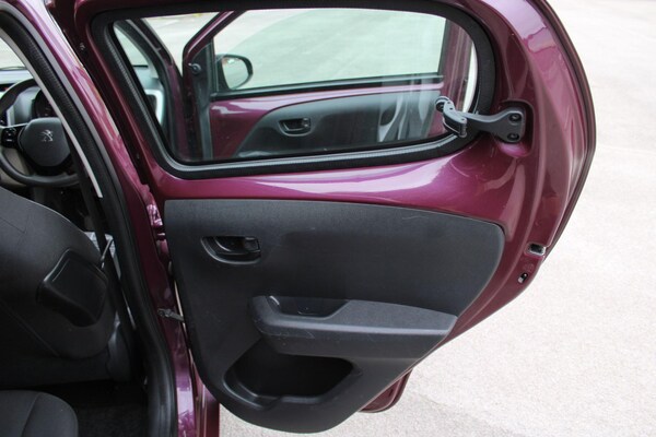 Used Peugeot 108 2016 for sale - 76246498: Photo 30