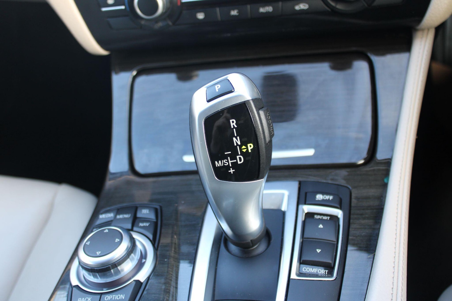 Used BMW 5 Series 2013 for sale - 77376012: Photo 10