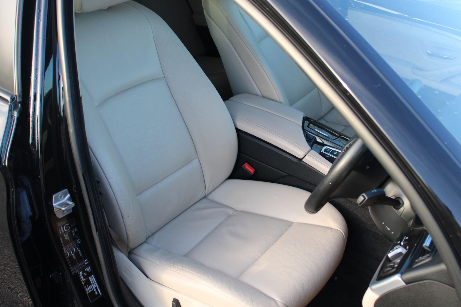 Used BMW 5 Series 2013 for sale - 77376012: Photo 13