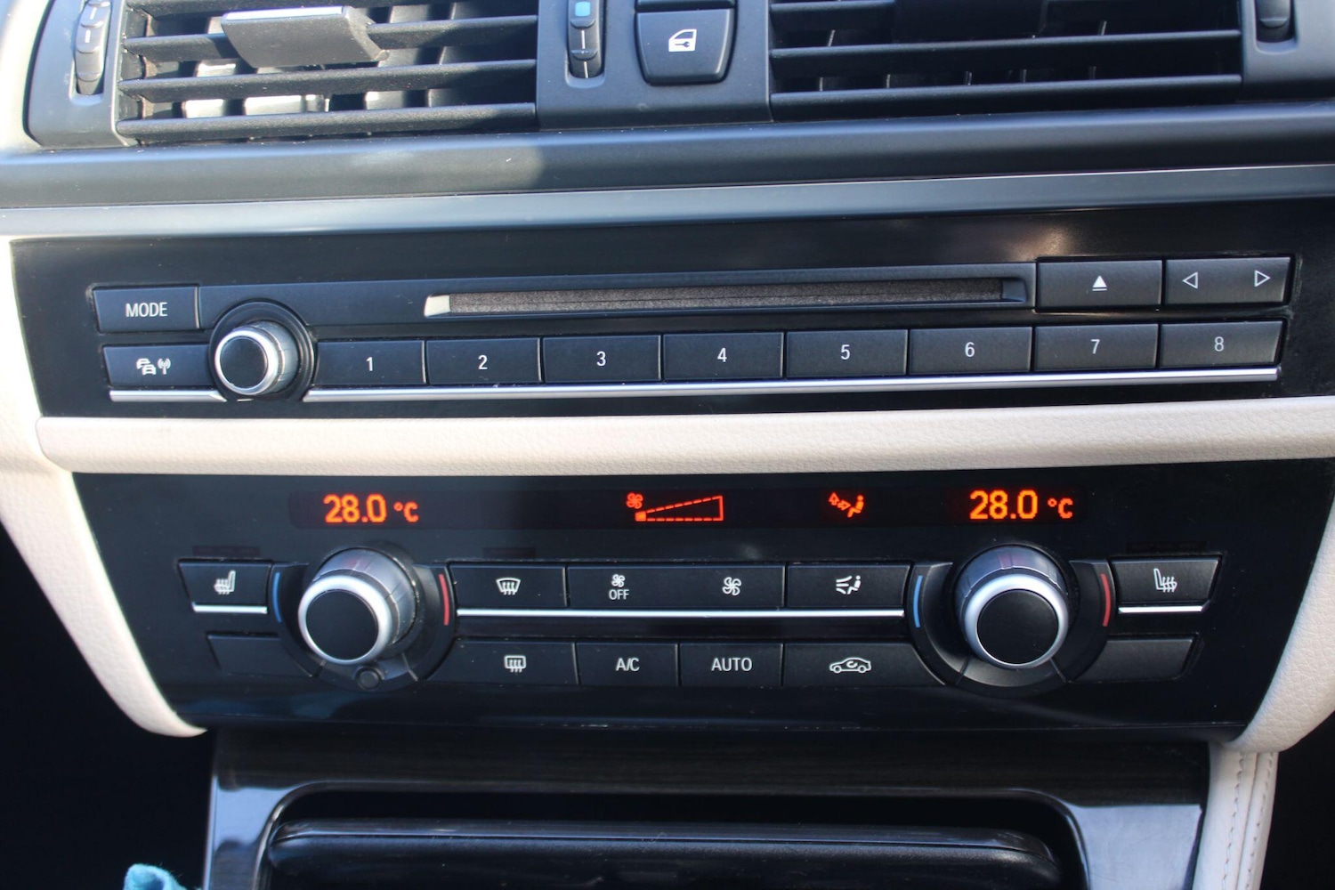 Used BMW 5 Series 2013 for sale - 77376012: Photo 30