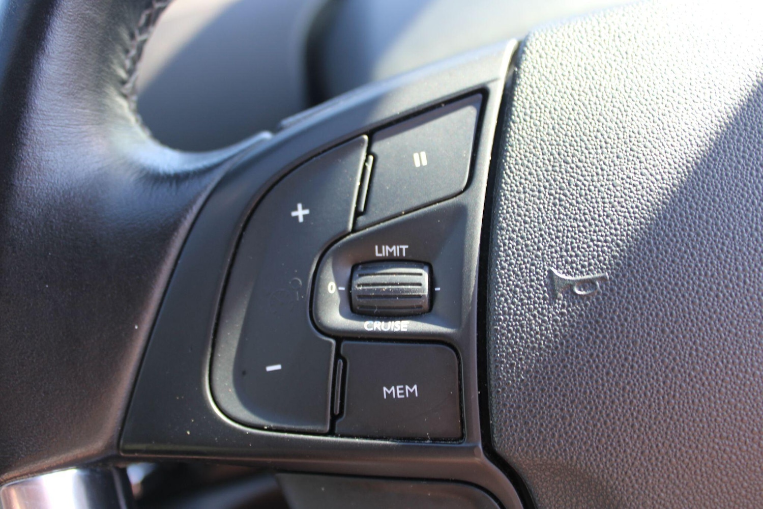 Used Citroen Grand C4 Picasso 2015 for sale - 77978431: Photo 12