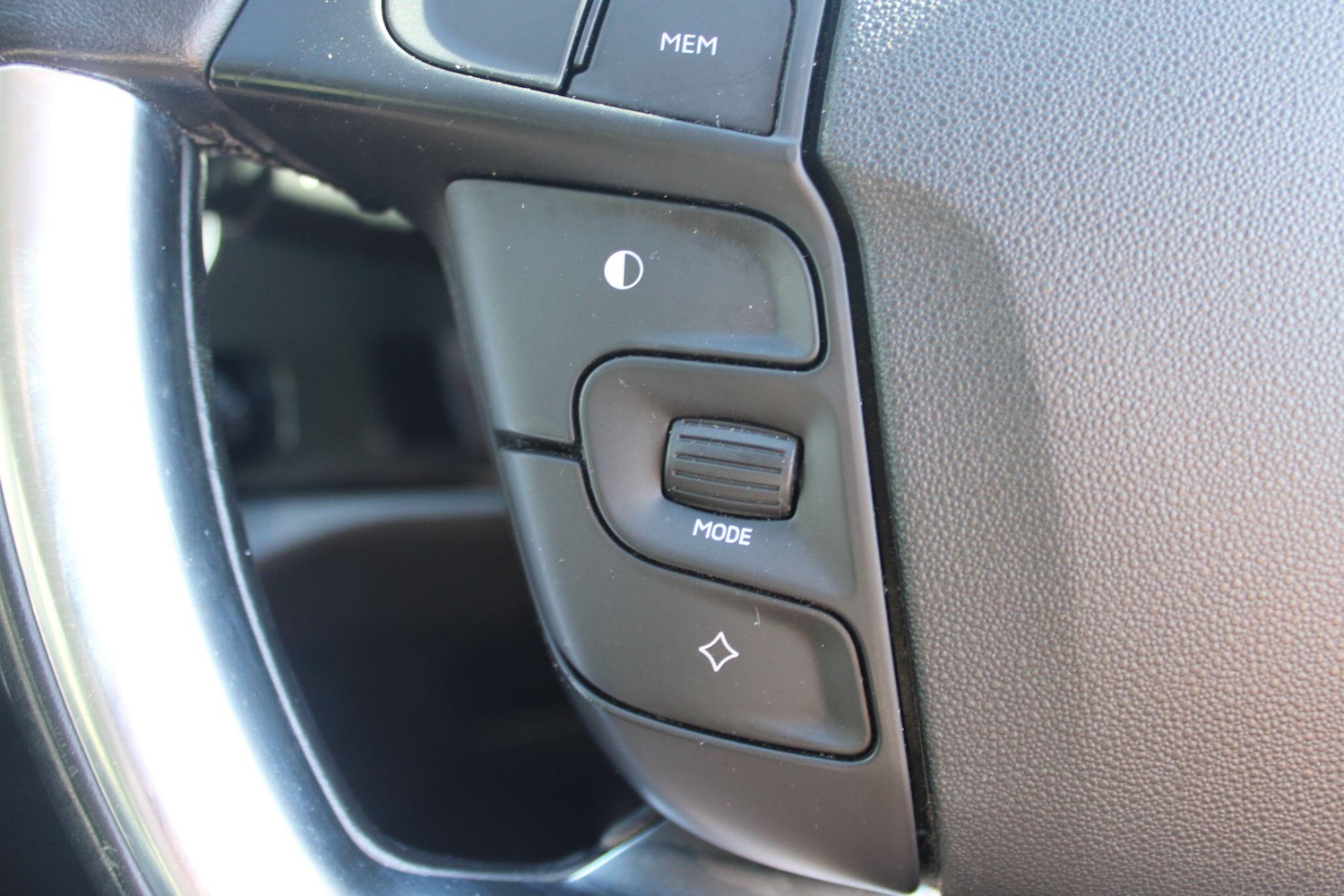 Used Citroen Grand C4 Picasso 2015 for sale - 77978431: Photo 15