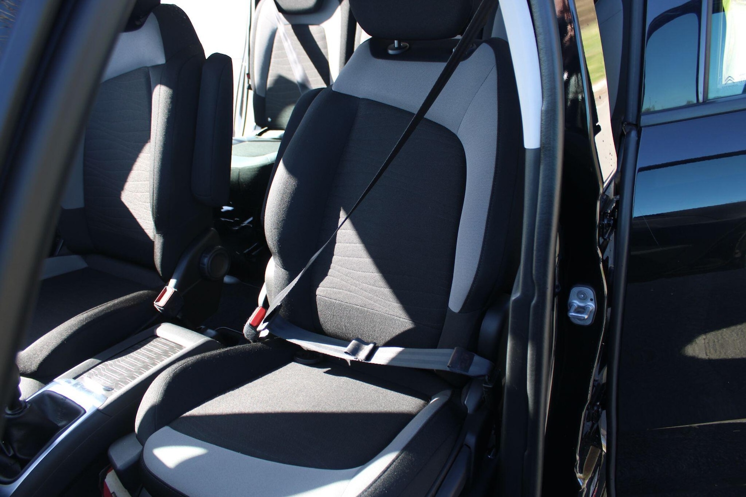 Used Citroen Grand C4 Picasso 2015 for sale - 77978431: Photo 33