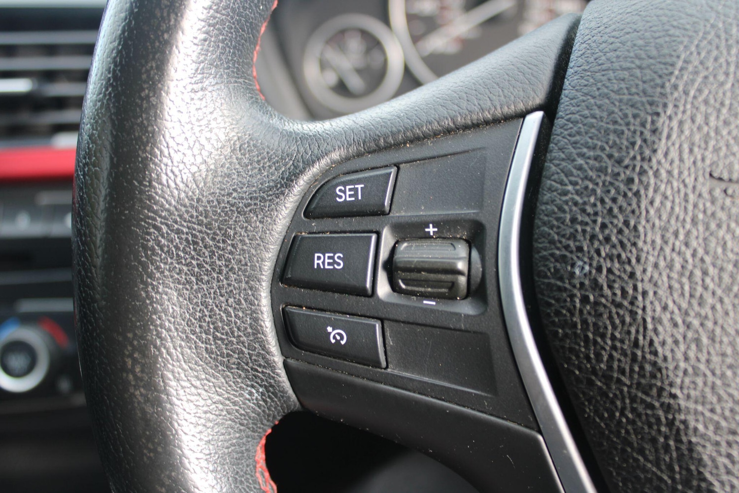 Used BMW 3 Series 2013 for sale - 78047186: Photo 12