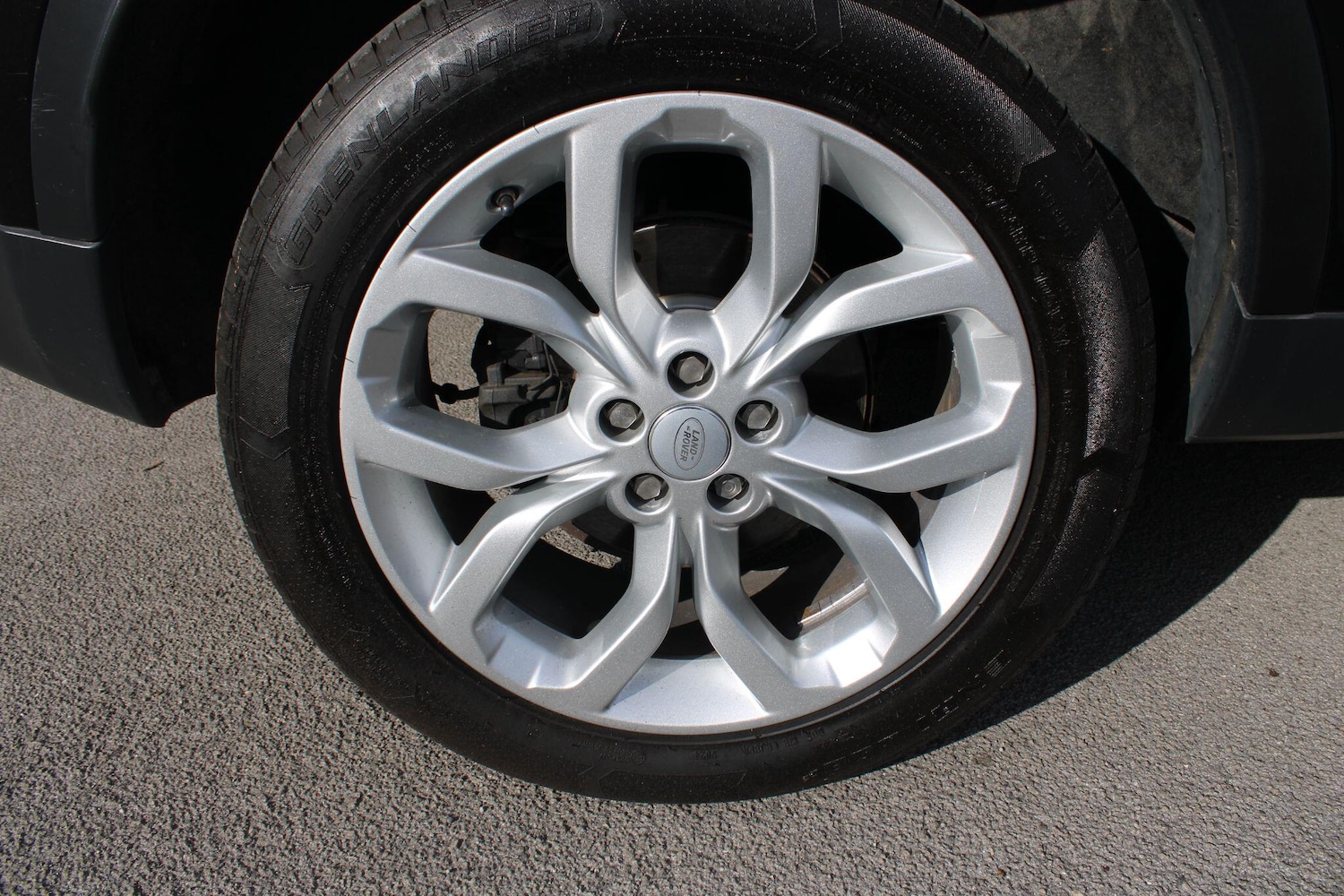 Used Land Rover Discovery Sport for sale - 78048107: Photo 28