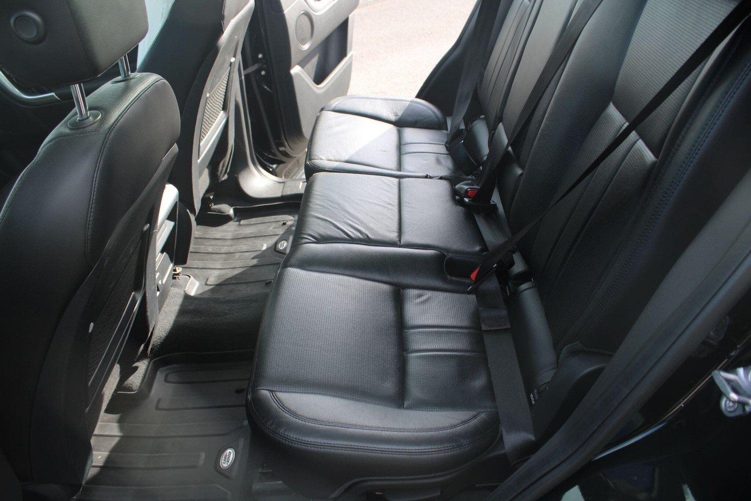 Used Land Rover Discovery Sport for sale - 78048107: Photo 37