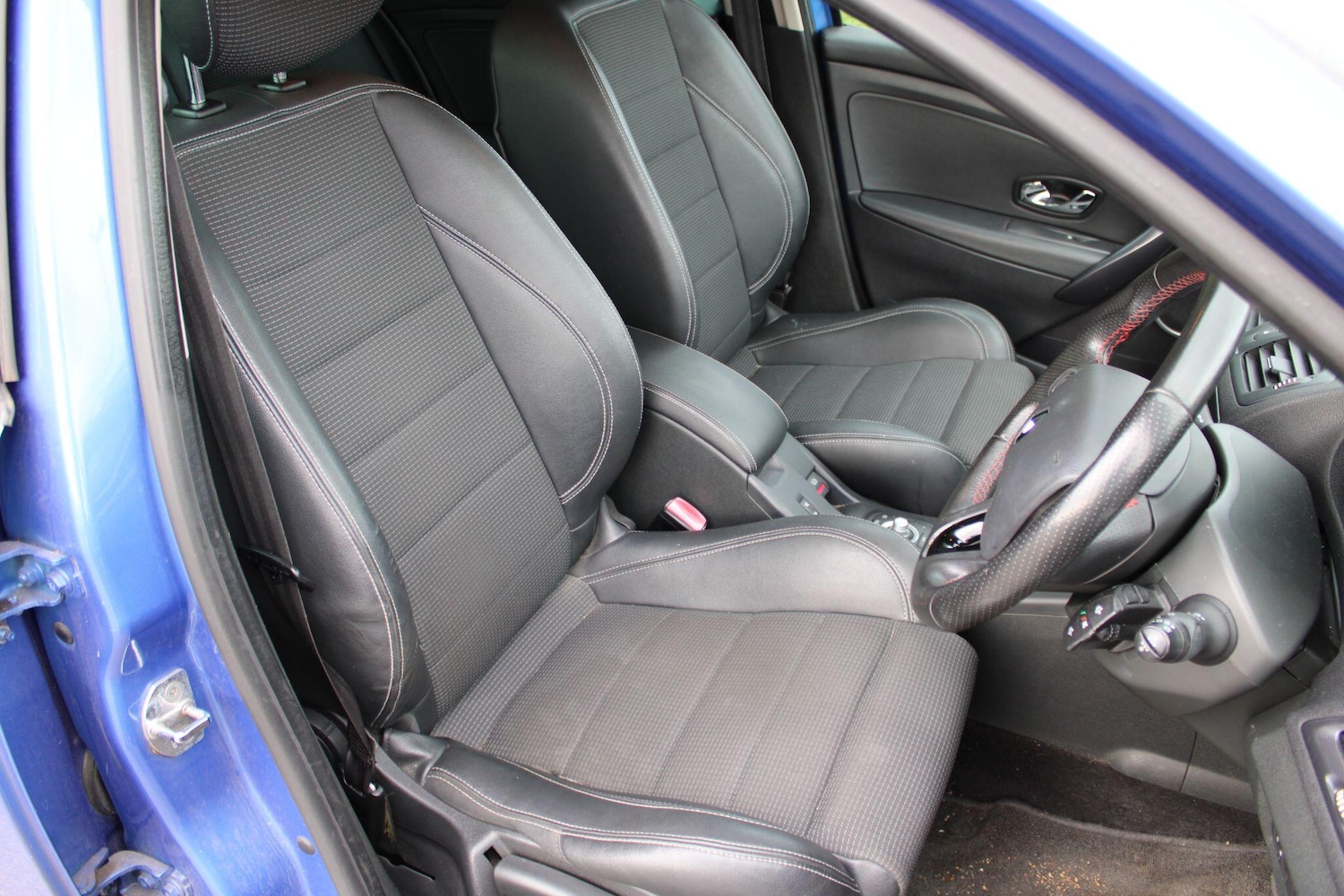 Used Renault Megane 2012 for sale - 76239578: Photo 10