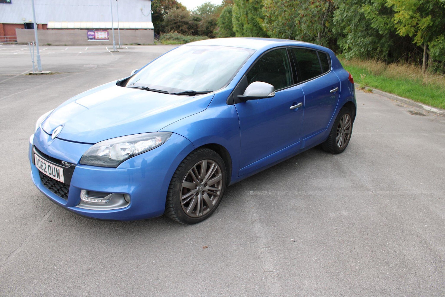 Used Renault Megane 2012 for sale - 76239578: Photo 2