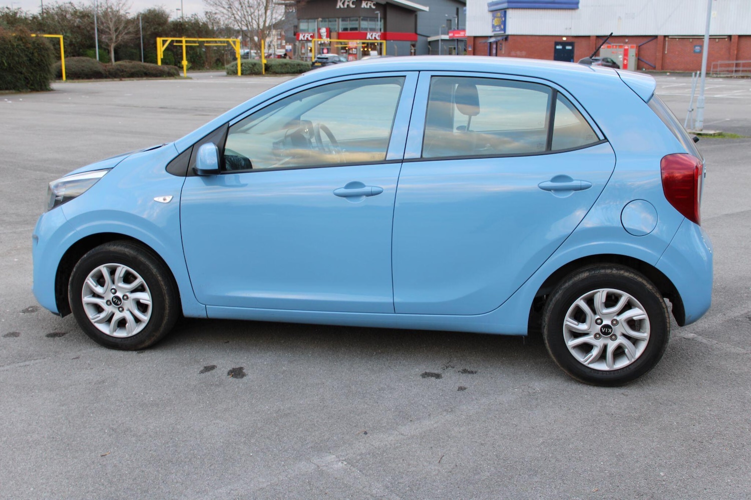 Used Kia Picanto 2019 for sale - 76965496: Photo 4