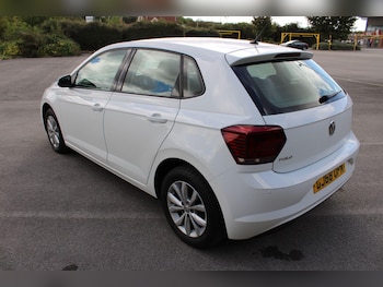 Used Volkswagen Polo 2018 for sale - 75928260: Photo