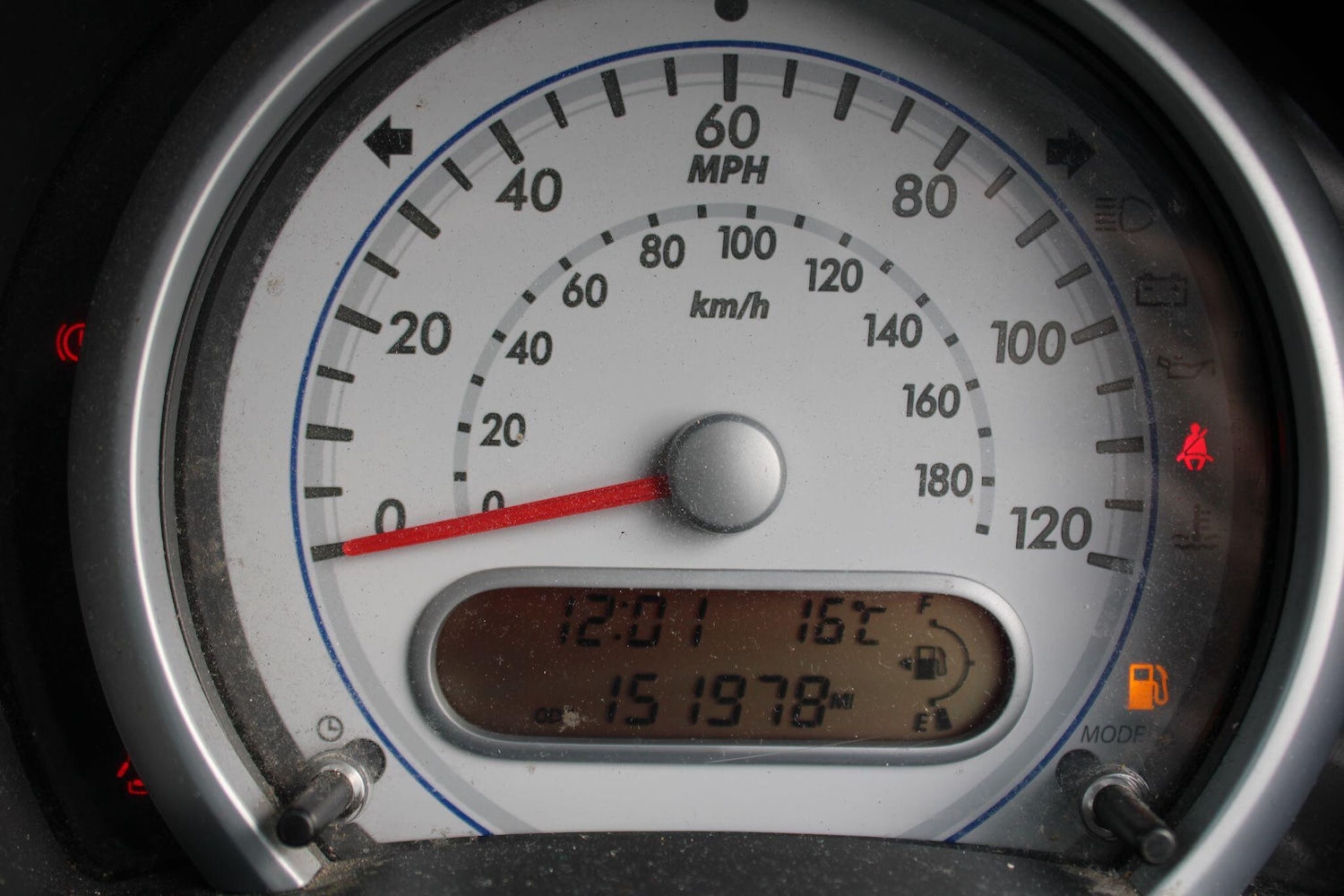 Used Suzuki Splash 2010 for sale - 76239327: Photo 17