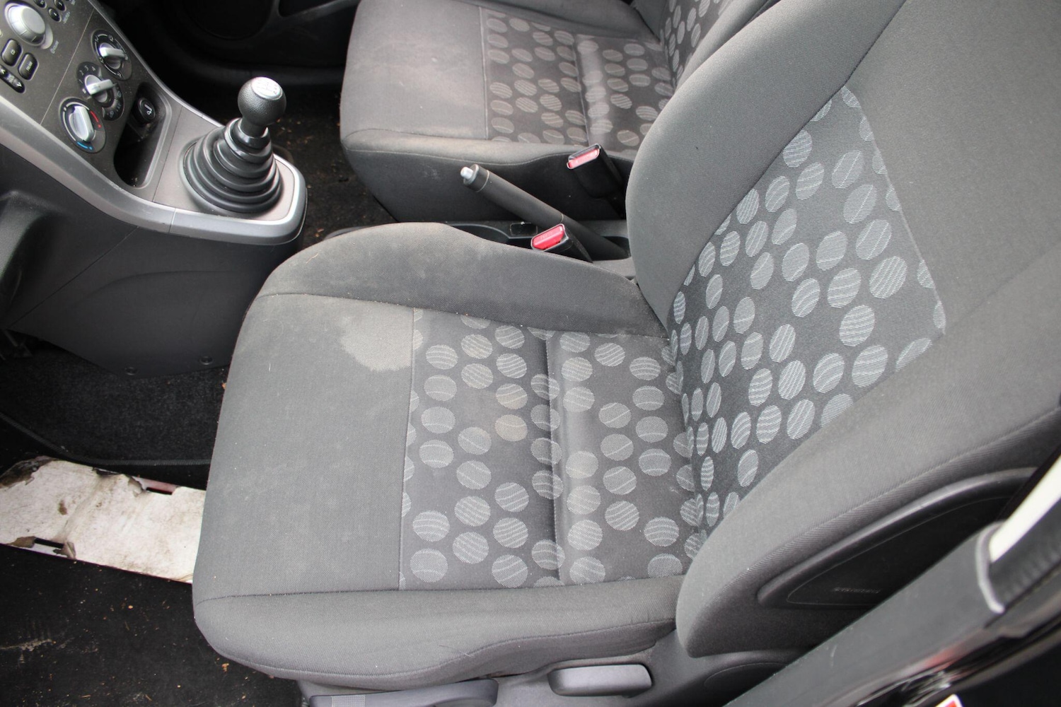 Used Suzuki Splash 2010 for sale - 76239327: Photo 21