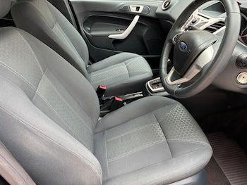 Used Ford Fiesta 2011 for sale - 78911304: Photo
