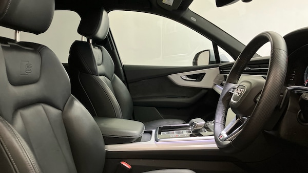 Used Audi Q7 2021 for sale - 75700198: Photo 15