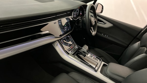 Used Audi Q7 2021 for sale - 75700198: Photo 2