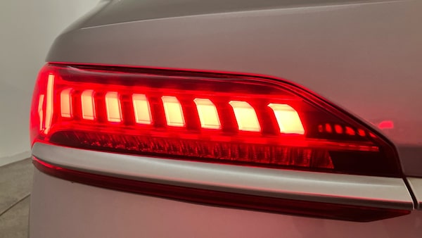 Used Audi Q7 2021 for sale - 75700198: Photo 33