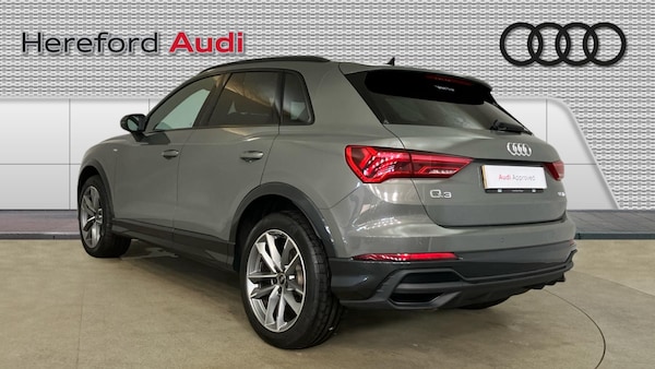 Used Audi Q3 2023 for sale - 76101257: Photo 3