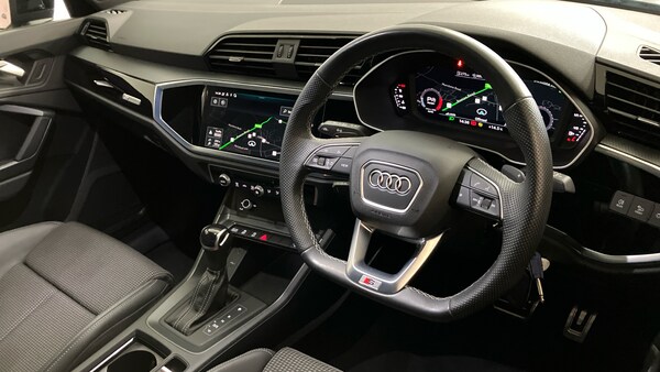 Used Audi Q3 2023 for sale - 76101257: Photo 6