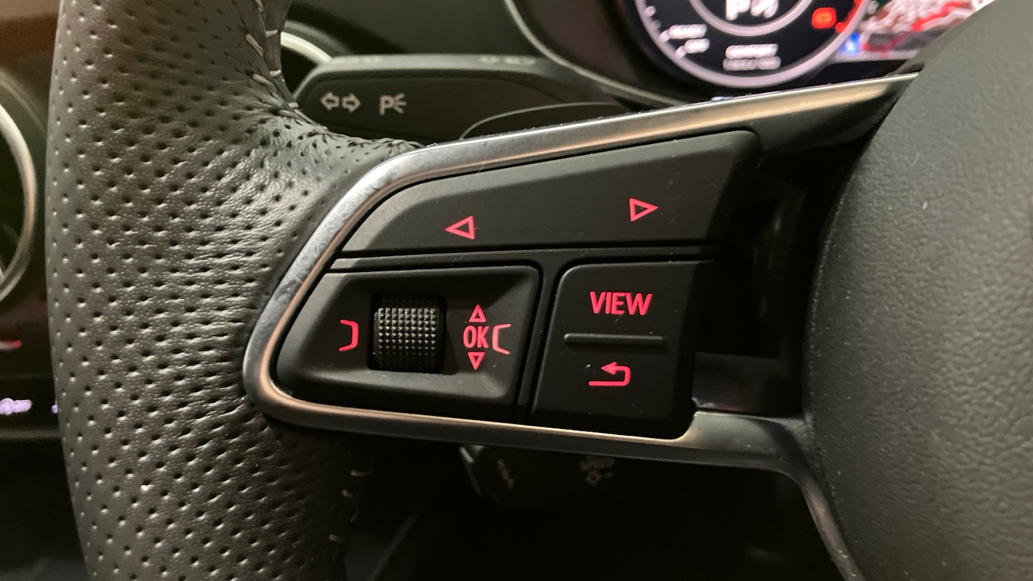 Used Audi TT 2023 for sale - 76352414: Photo 17