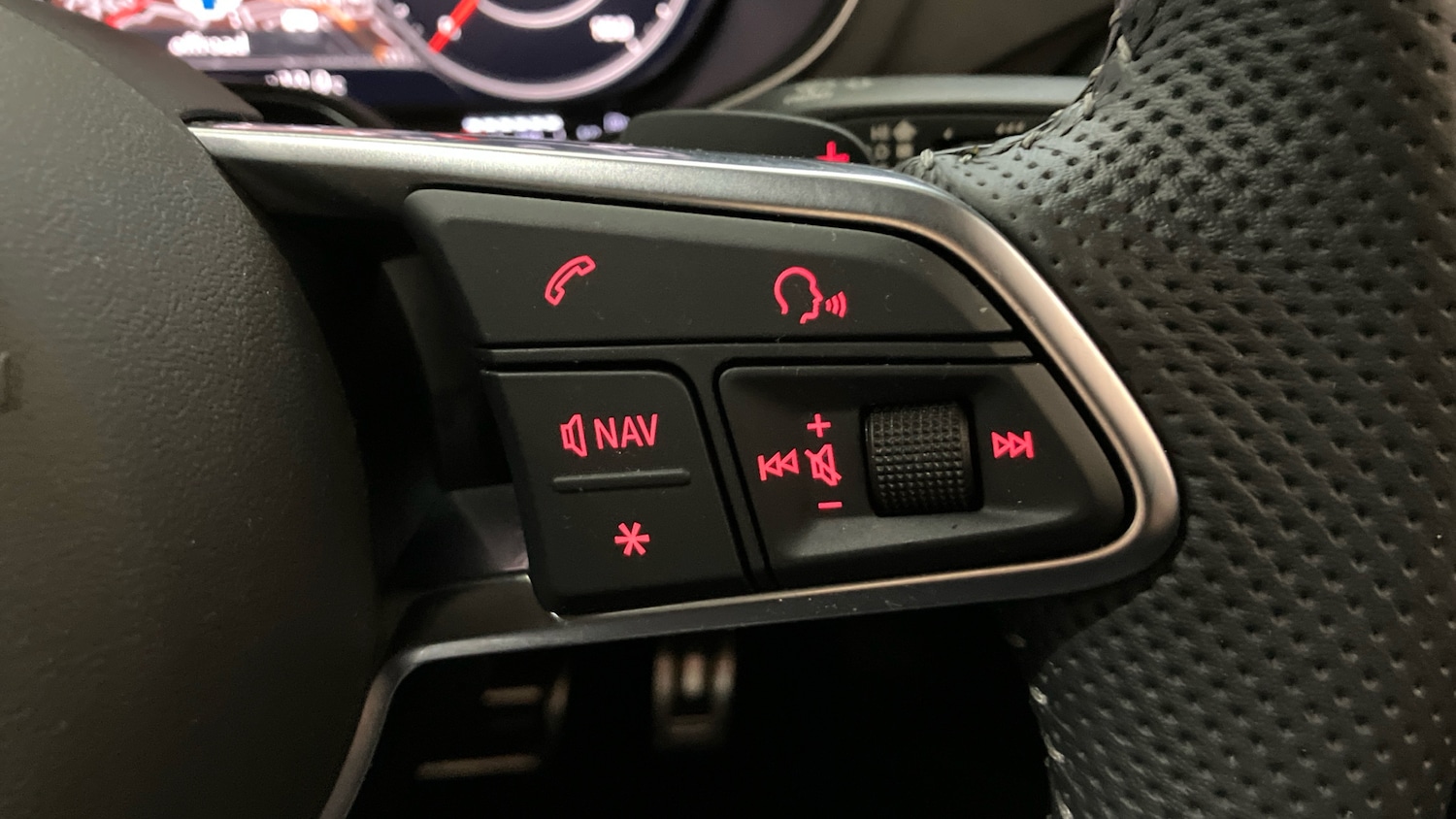 Used Audi TT 2023 for sale - 76352414: Photo 18