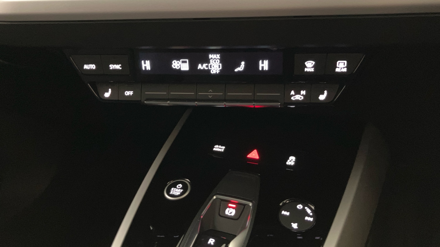 Used Audi Q4 e-tron 2023 for sale - 77541906: Photo 13