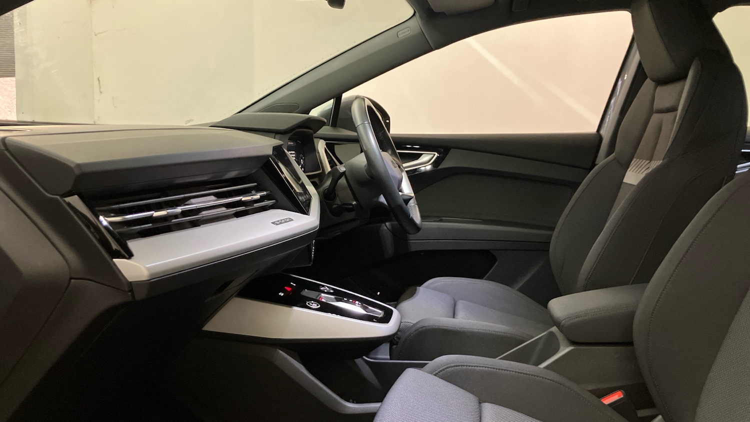 Used Audi Q4 e-tron 2023 for sale - 77541906: Photo 23