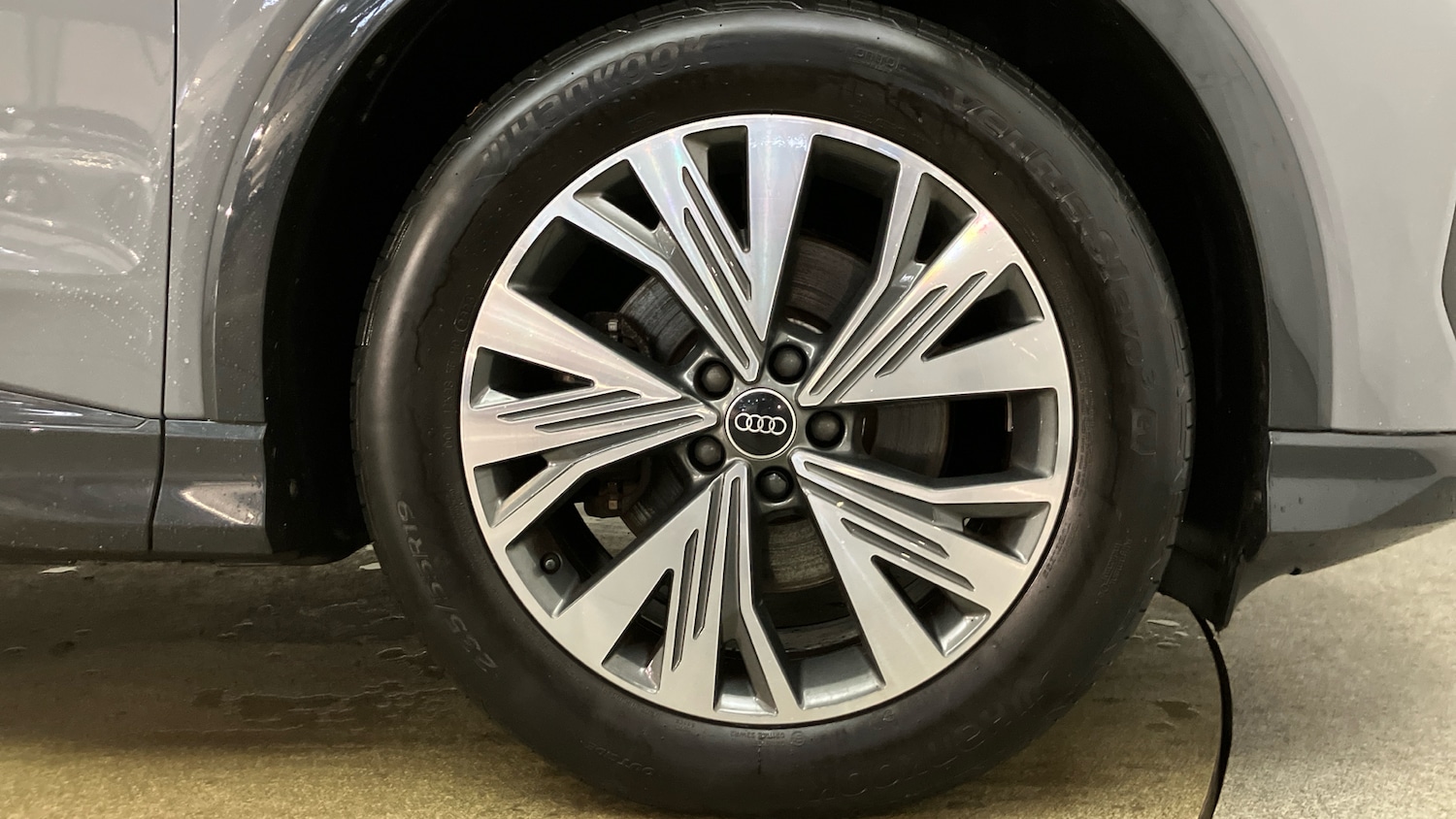 Used Audi Q4 e-tron 2023 for sale - 77541906: Photo 5