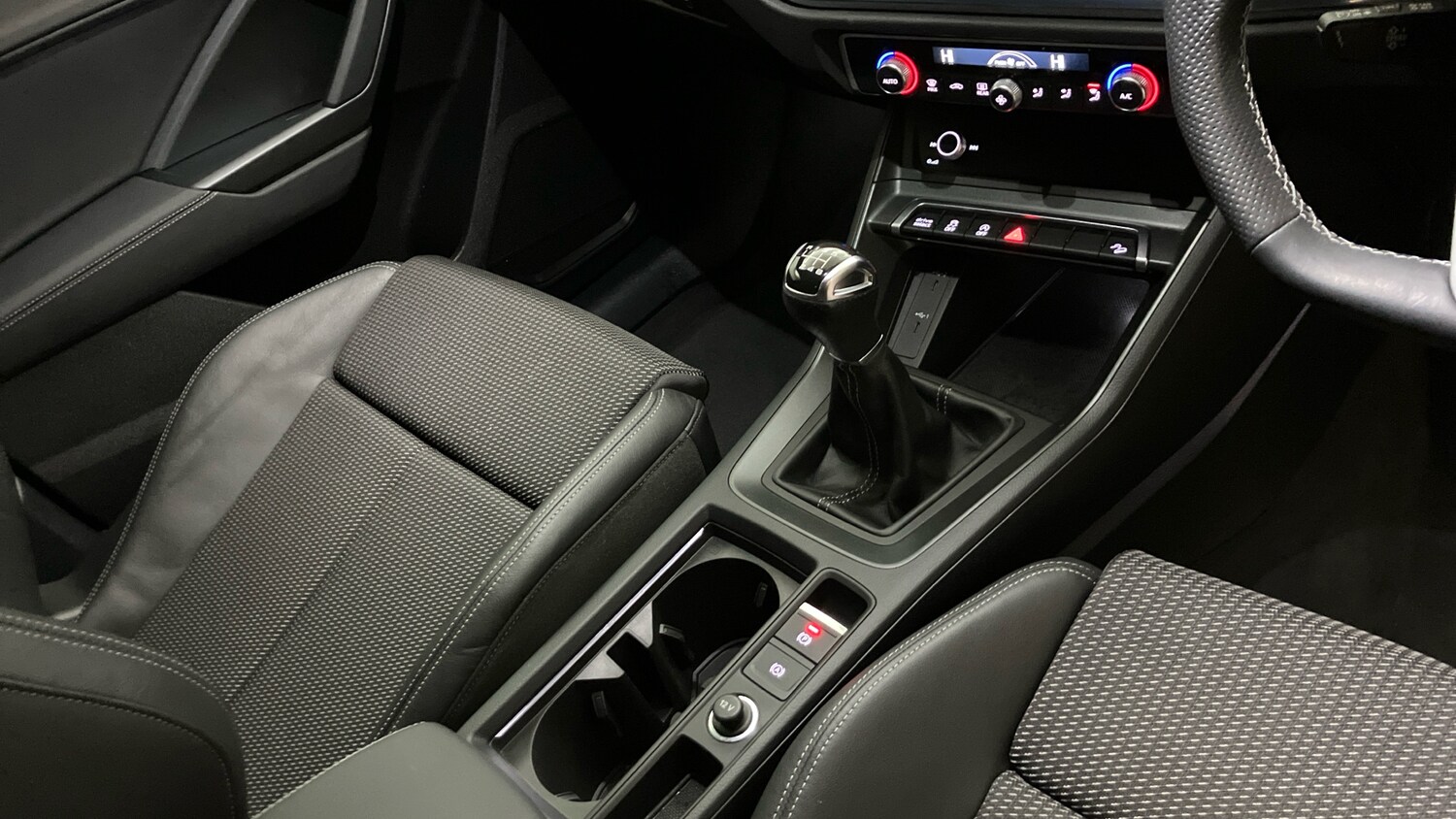 Used Audi Q3 2023 for sale - 76554890: Photo 14