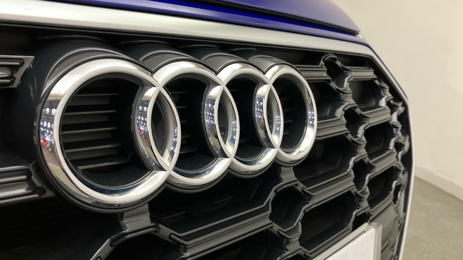 Used Audi Q5 2023 for sale - 76382570: Photo 32