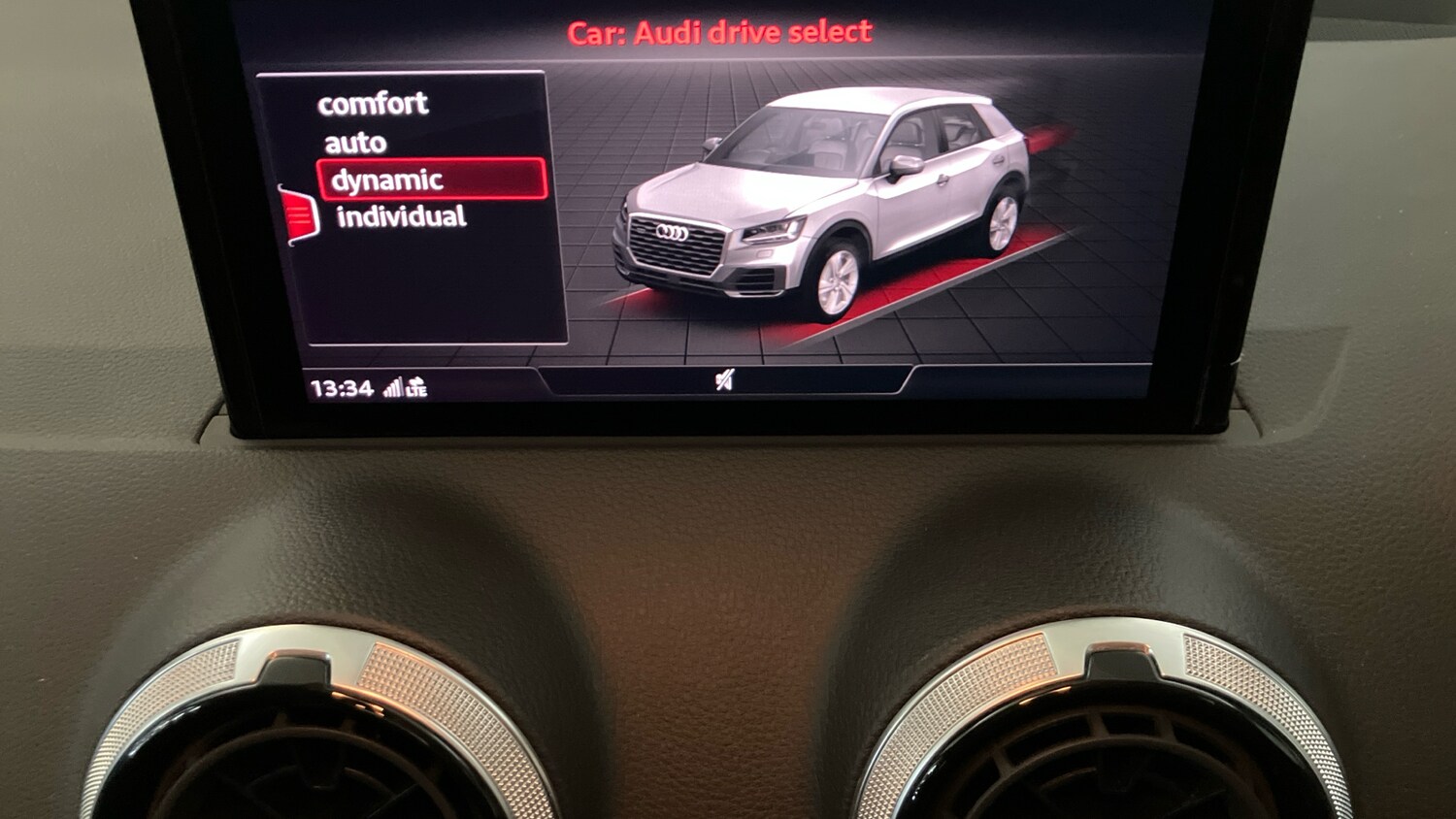 Used Audi Q2 2022 for sale - 76274380: Photo 35