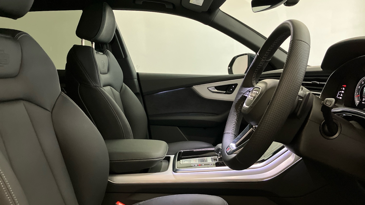 Used Audi Q8 2025 for sale - 77071407: Photo 15