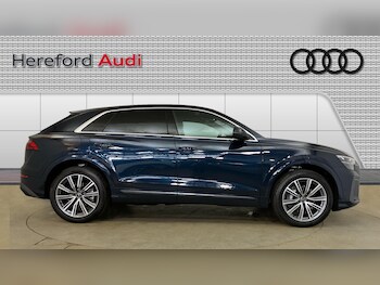 Used Audi Q8 2025 for sale - 77071407: Photo
