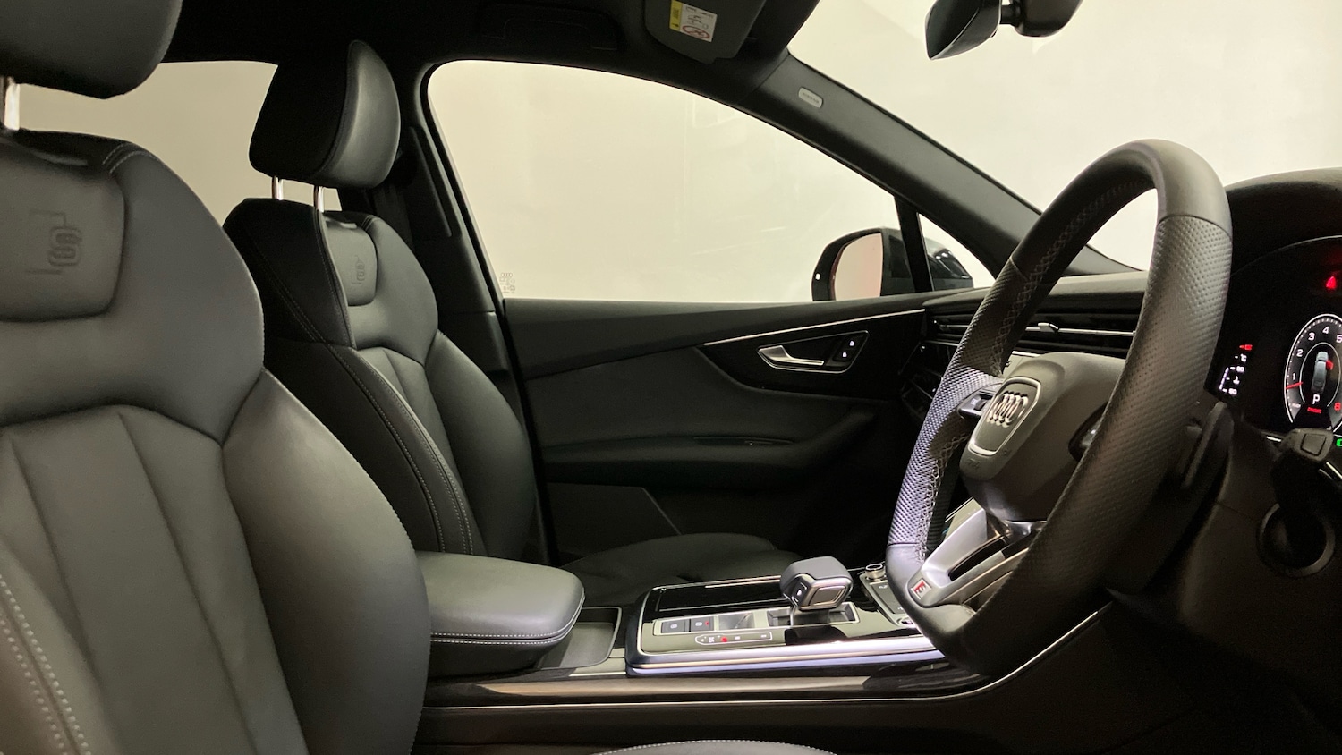 Used Audi Q7 2024 for sale - 76220680: Photo 15