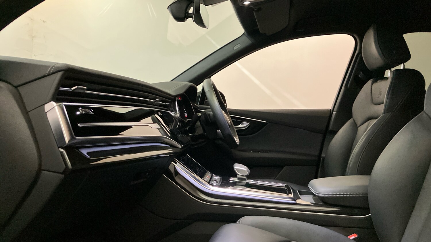 Used Audi Q7 2024 for sale - 76220680: Photo 25