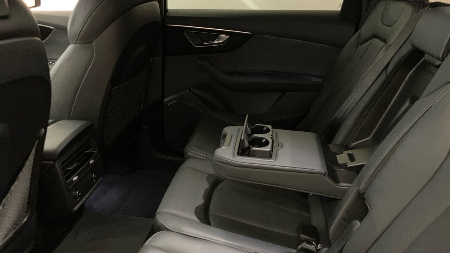 Used Audi Q7 2024 for sale - 76220680: Photo 26