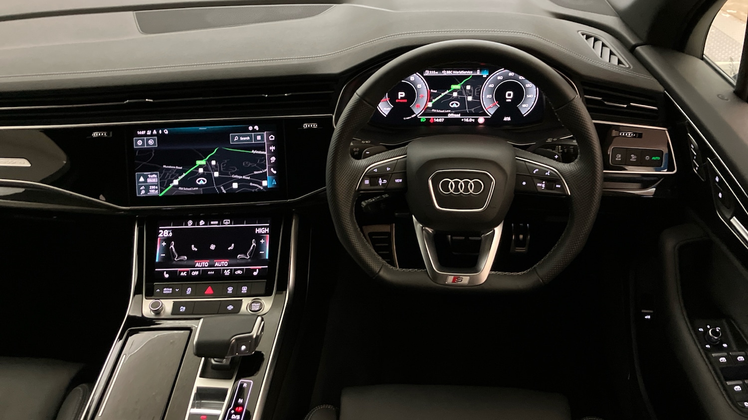 Used Audi Q7 2024 for sale - 76220680: Photo 9