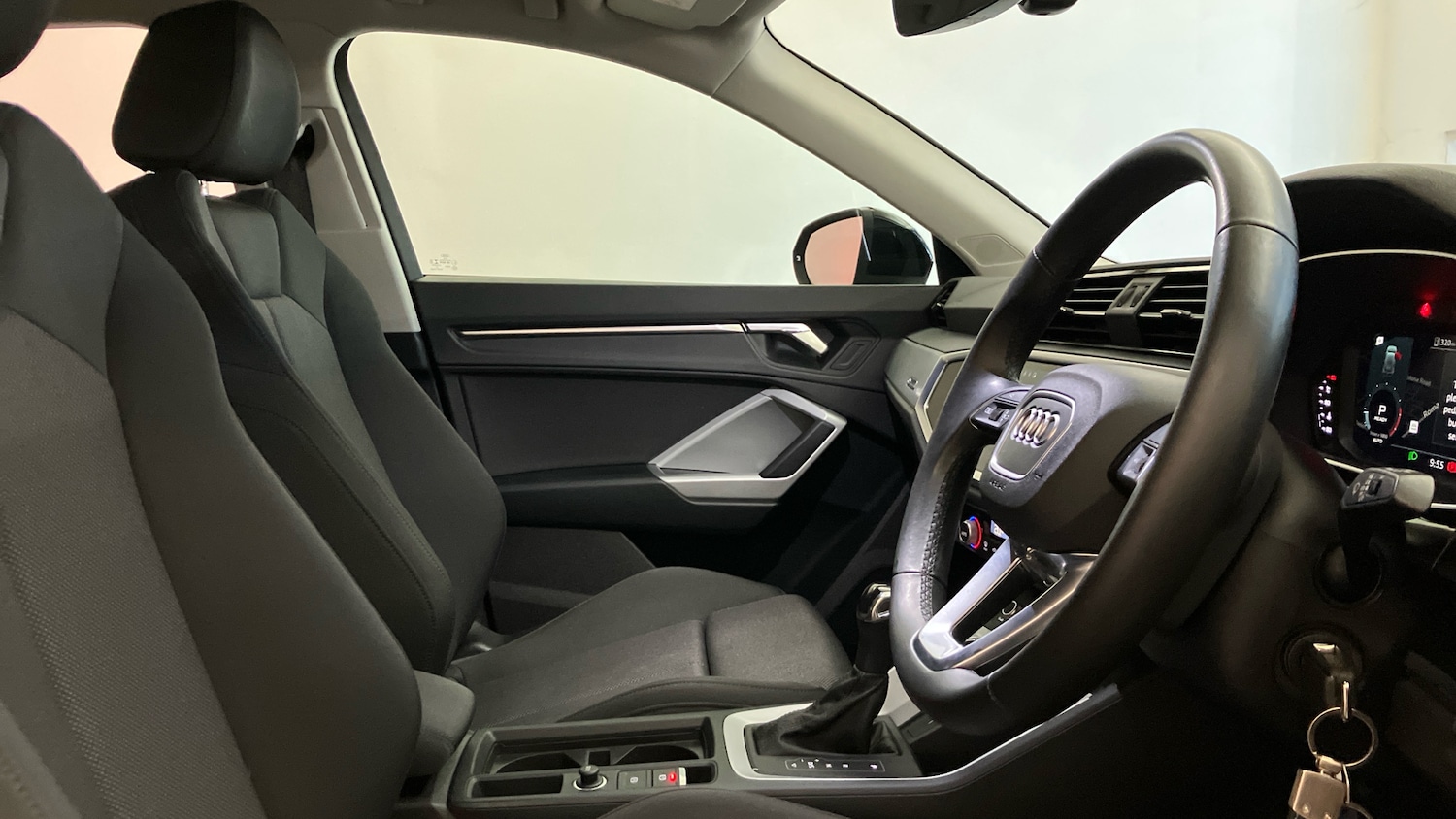 Used Audi Q3 2021 for sale - 76945753: Photo 15