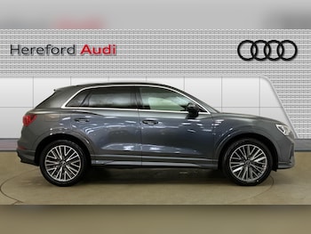 Used Audi Q3 2022 for sale - 77128105: Photo