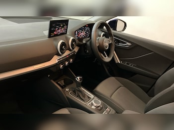 Used Audi Q2 2023 for sale - 77900894: Photo