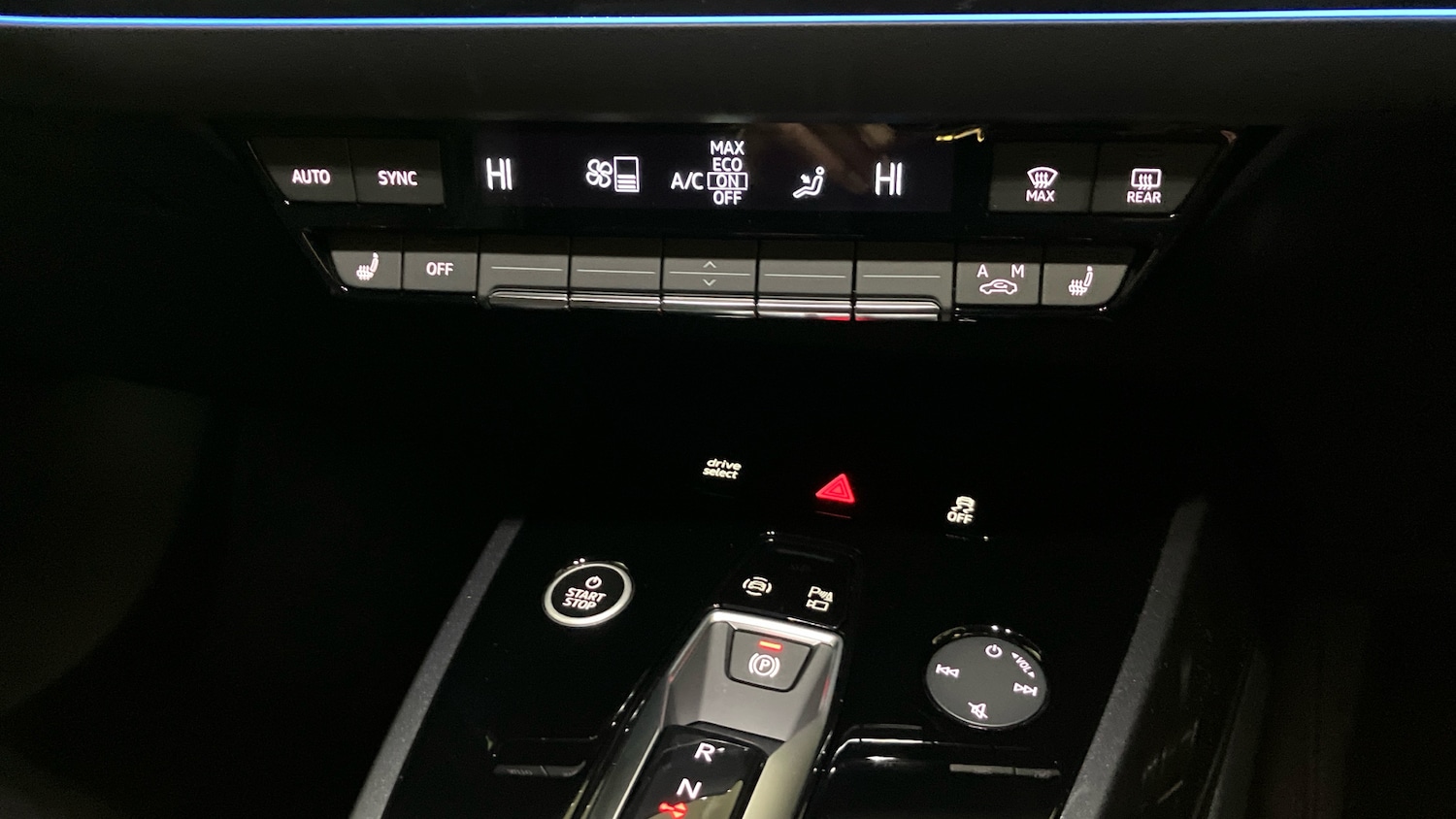 Used Audi Q4 e-tron 2025 for sale - 78151765: Photo 13