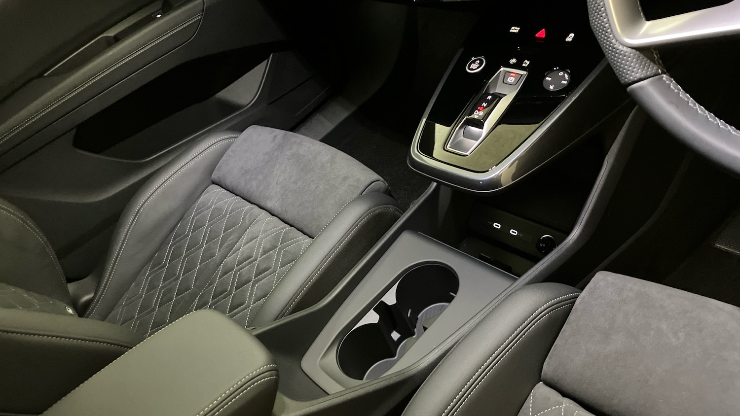 Used Audi Q4 e-tron 2025 for sale - 78151765: Photo 14